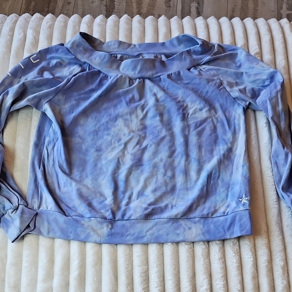 Women's Blue Long Sleeve Top